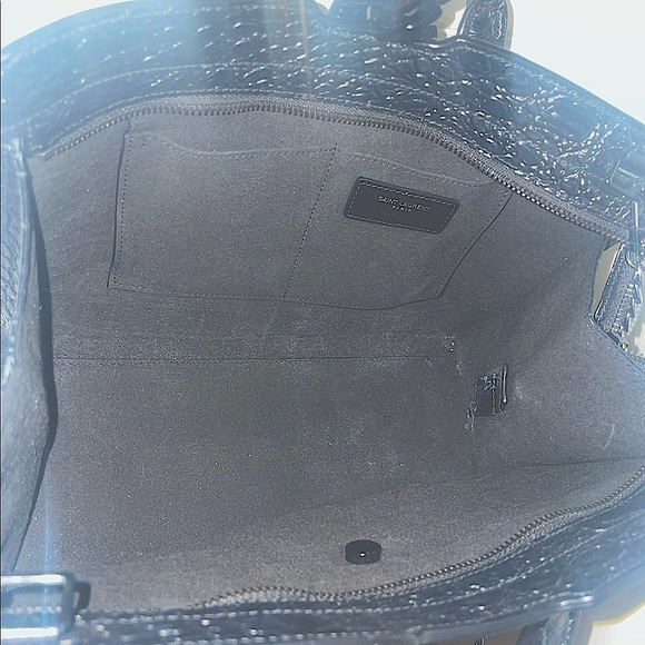 Saint Laurent Crocodile Caba Embossed Leather bag - Picture 5 of 7